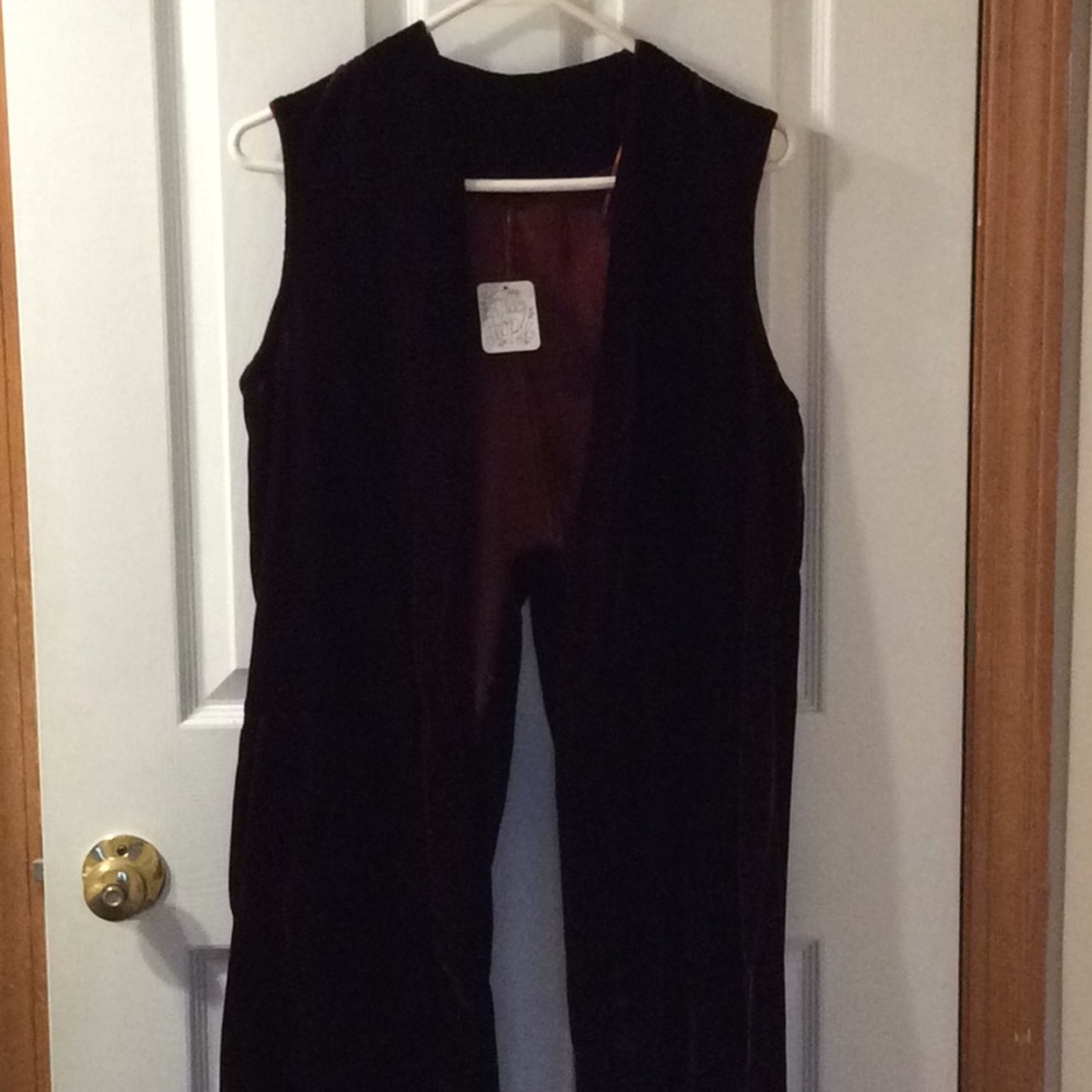Long Velvet Wine-Colored Vest